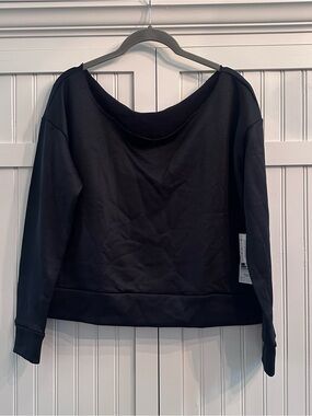 Earth Republic Women's Reese Boat Neck Sweater Activewear in Jet Black Size S